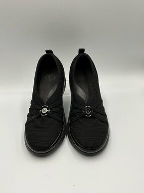 Bzees Shoes Size 7 Black Slip-On Comfort Shoes